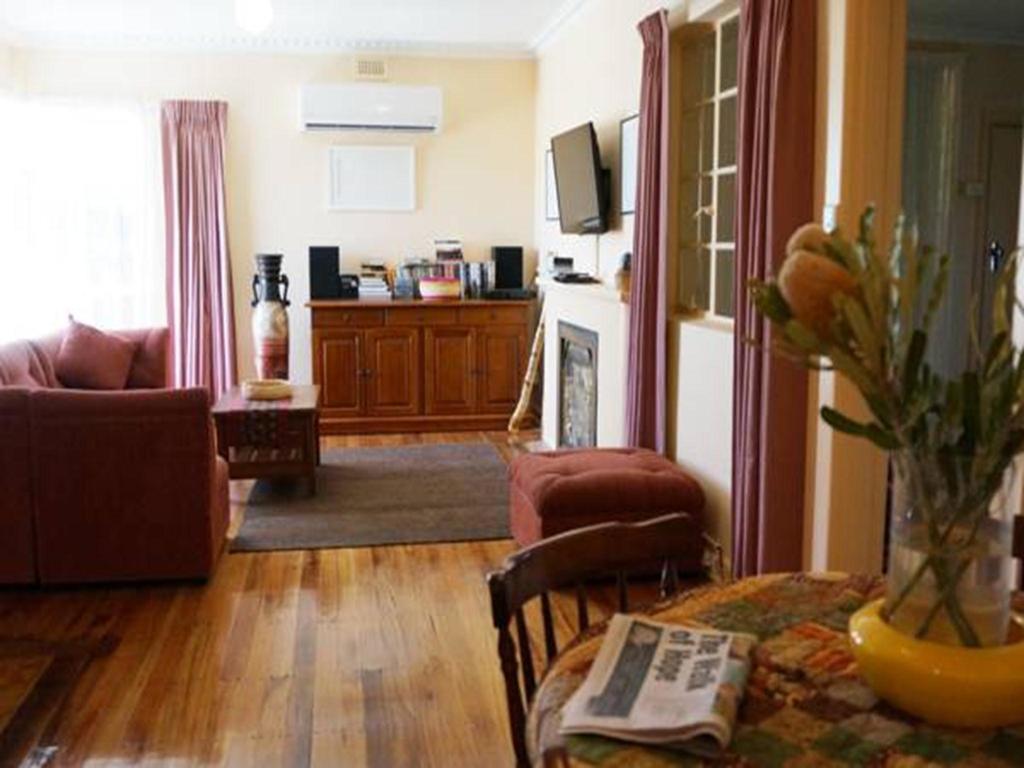 It'S On Walnut Mildura Room photo